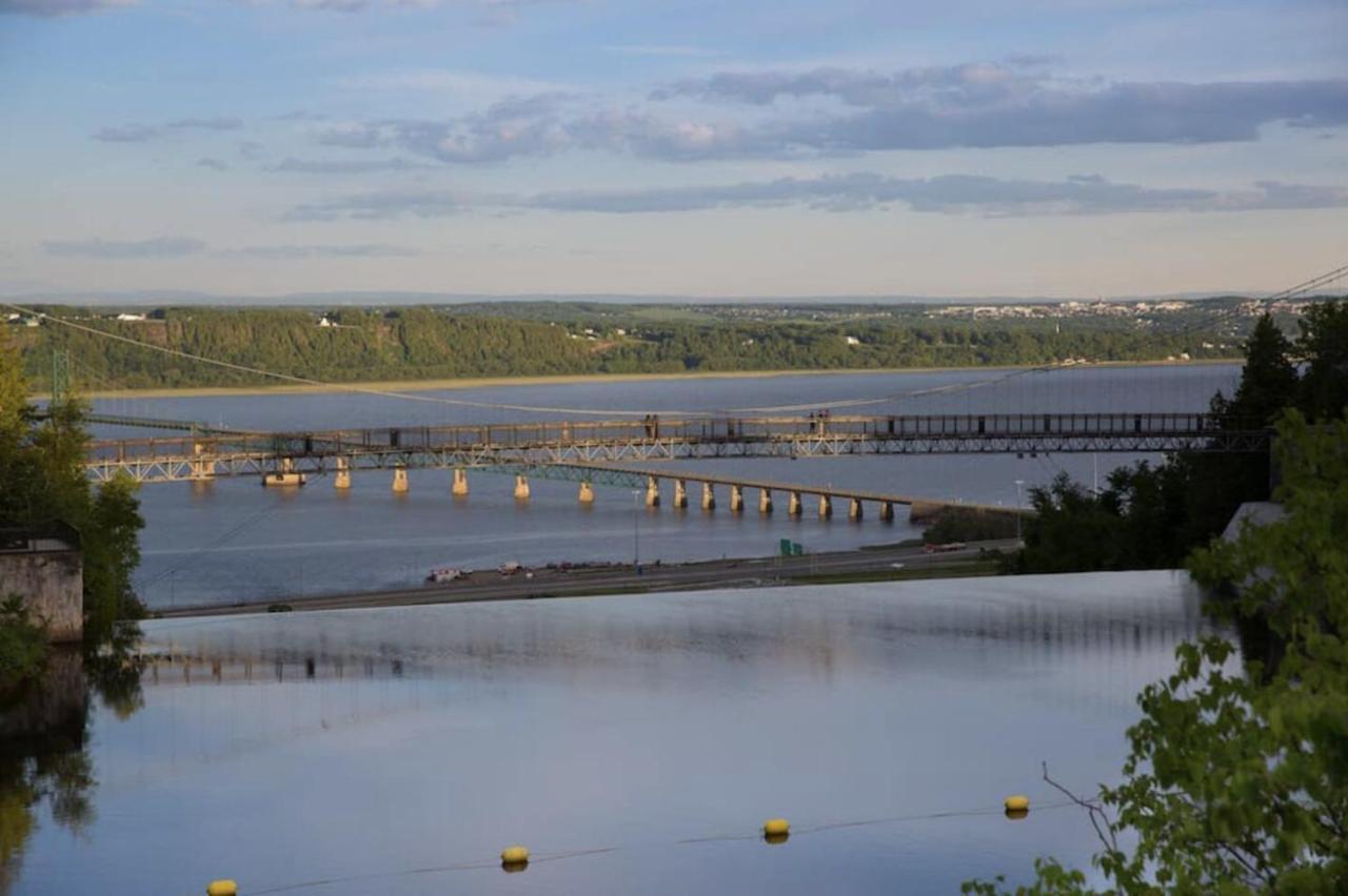 Initial - Citadin - Chutes-Montmorency Saint-Jean-de-Boischâtel Buitenkant foto
